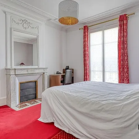 A Deux Pas De Paris - Le Royal - 249c Apartment Courbevoie